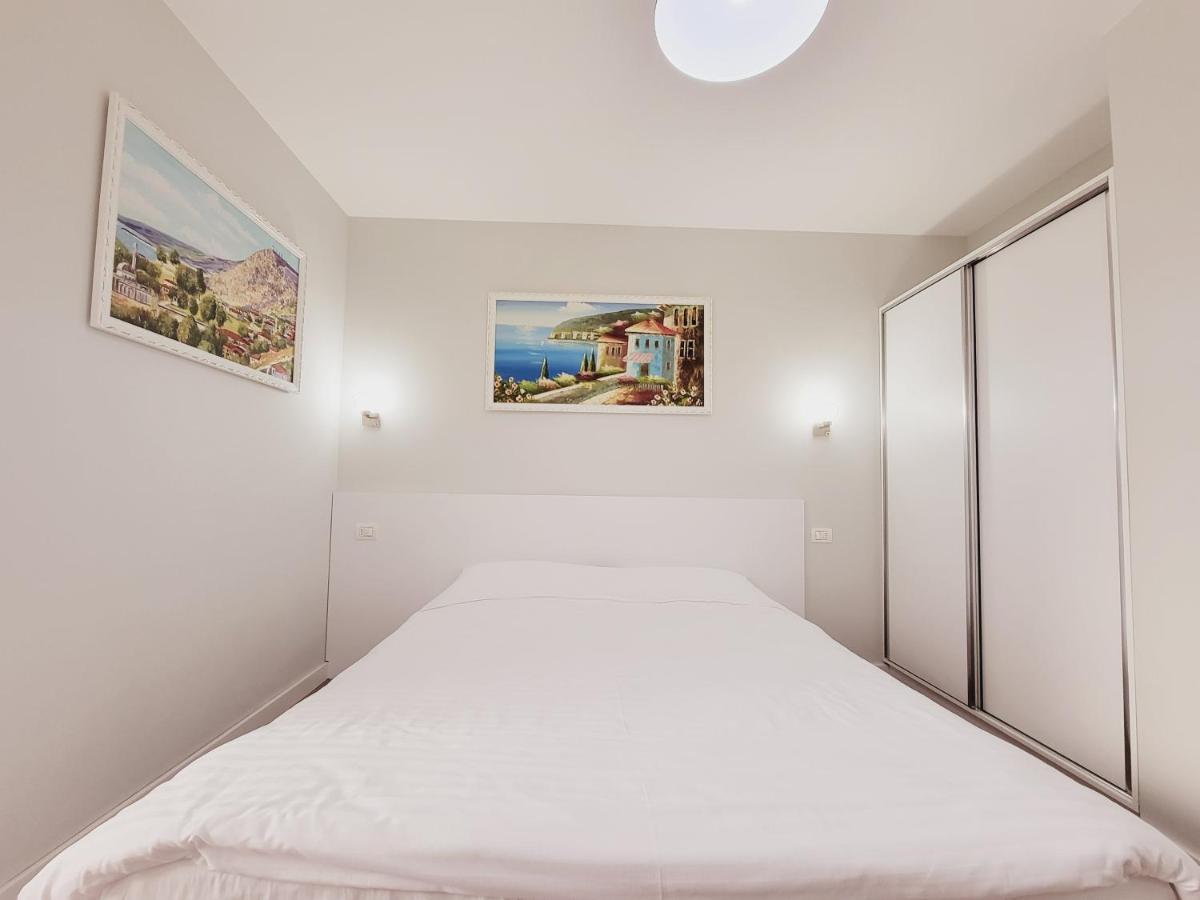 Nuestra Casa Hotel Tiranë Ngoại thất bức ảnh