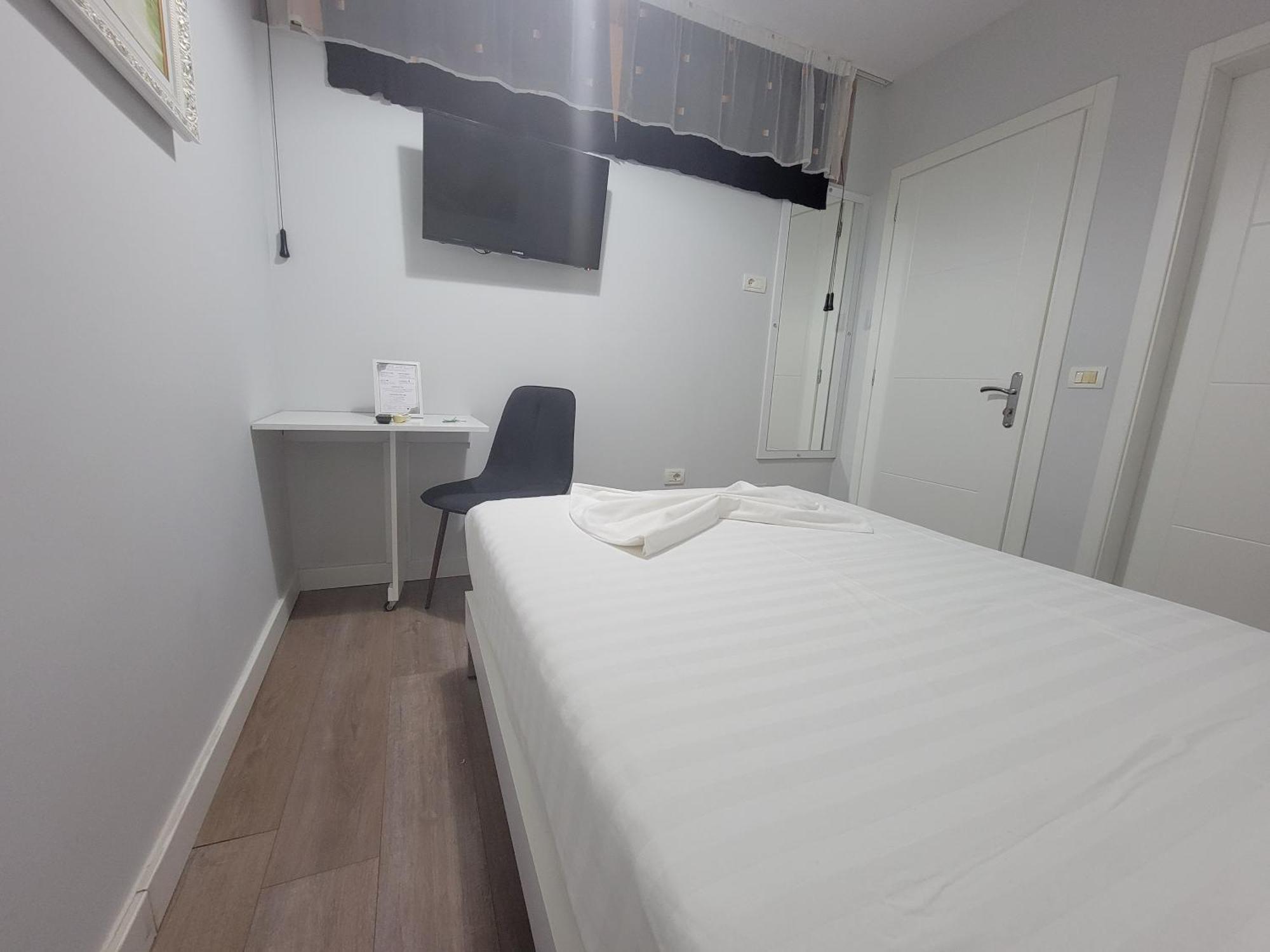 Nuestra Casa Hotel Tiranë Ngoại thất bức ảnh